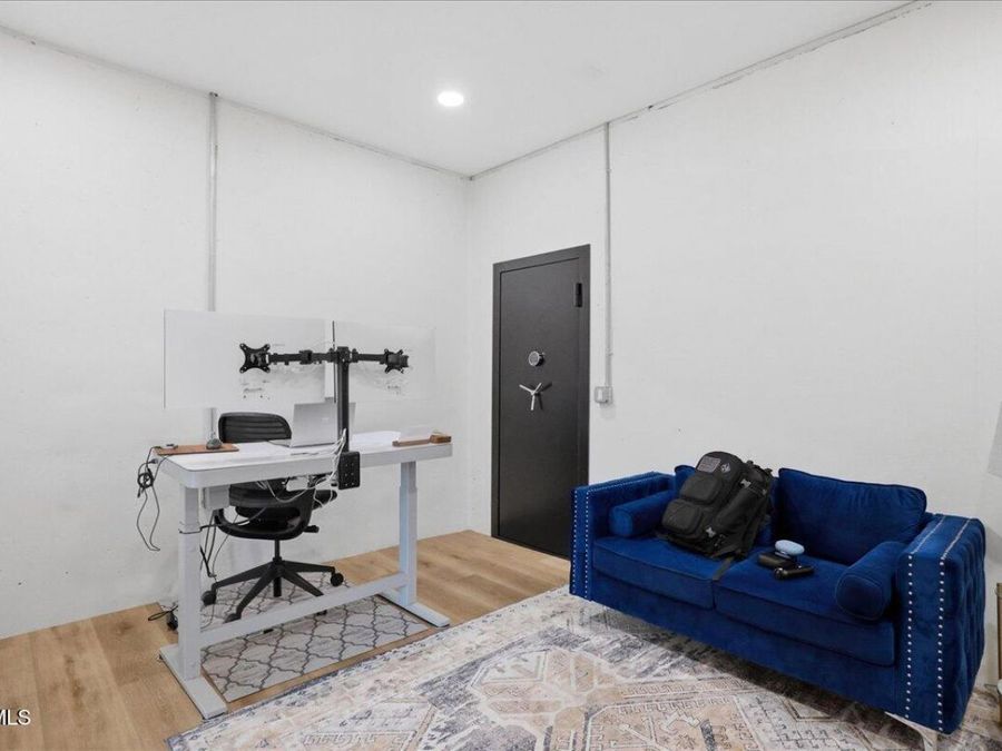 Property Image 35
