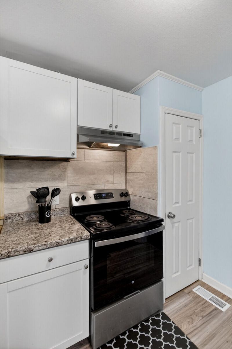 5408 Attaway Street Photo 15