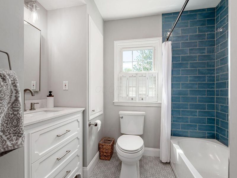 445 E Jeffrey Place, Columbus, OH 43214 Photo 18