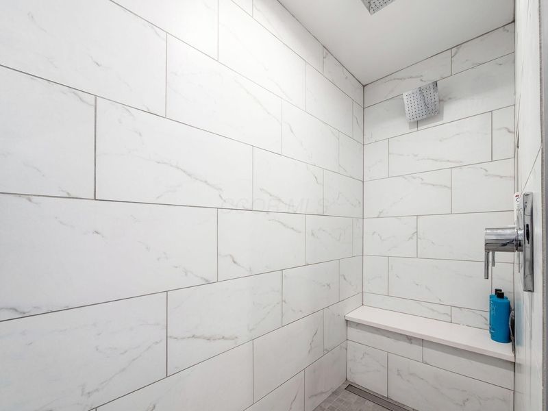 445 E Jeffrey Place, Columbus, OH 43214 Photo 24