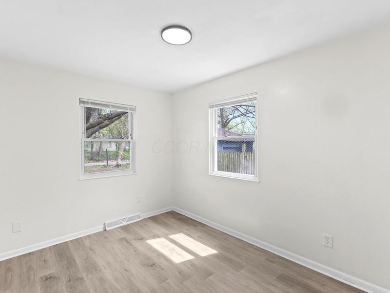 2548 Hiawatha Street, Columbus, OH 43211 Photo 13