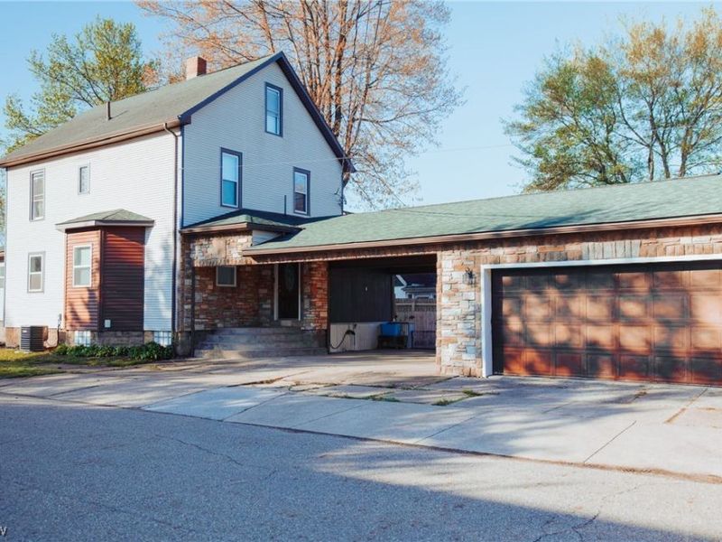 935 E Front Street, Dover, OH 44622 Photo 10