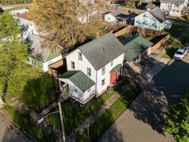 935 E Front Street, Dover, OH 44622 Photo 17