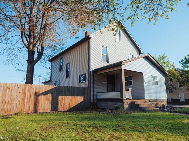 935 E Front Street, Dover, OH 44622 Photo 2