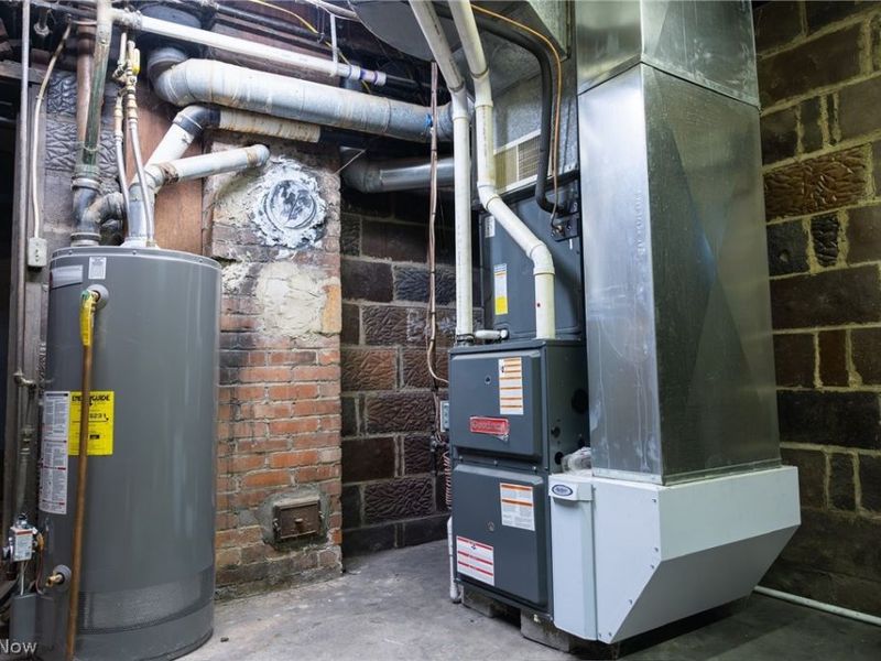 935 E Front Street, Dover, OH 44622 Photo 37