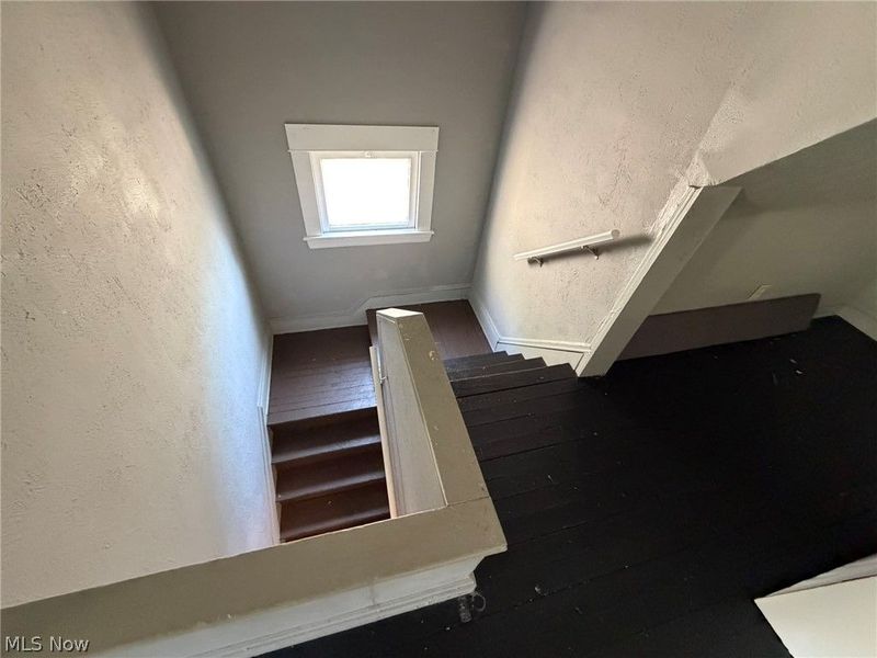 9902 Yale Avenue, Cleveland, OH 44108 Photo 14