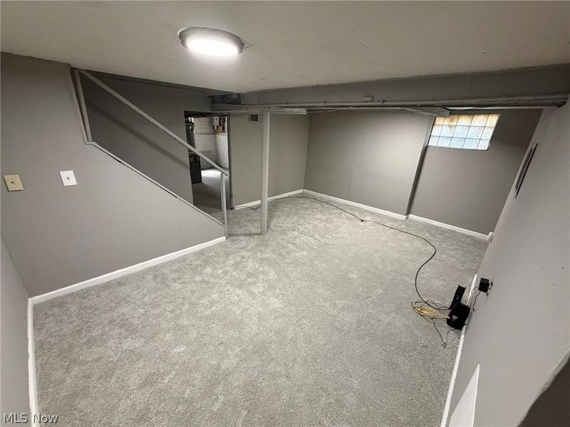 9902 Yale Avenue, Cleveland, OH 44108 Photo 16