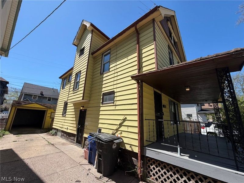 9902 Yale Avenue, Cleveland, OH 44108 Photo 26