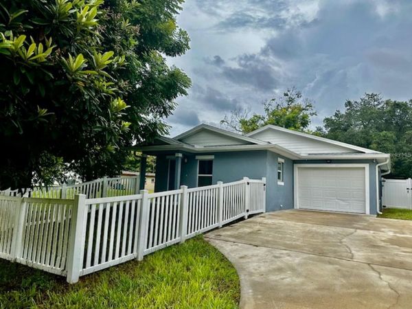 1415 S ADELLE AVENUE , Unit B, DELAND, FL 32720