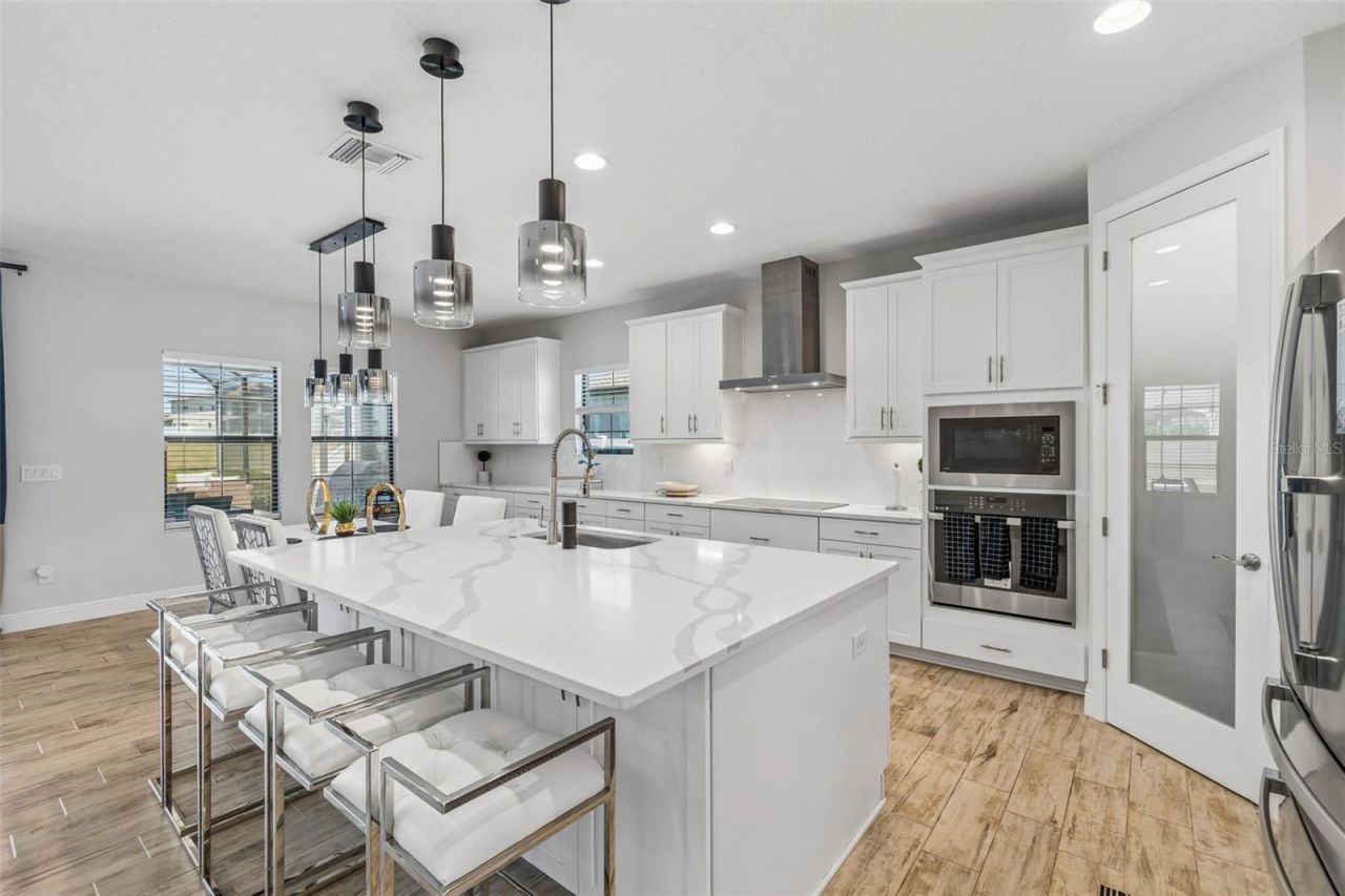 13154 Twin Bridges Drive , Riverview, FL 33579 Photo