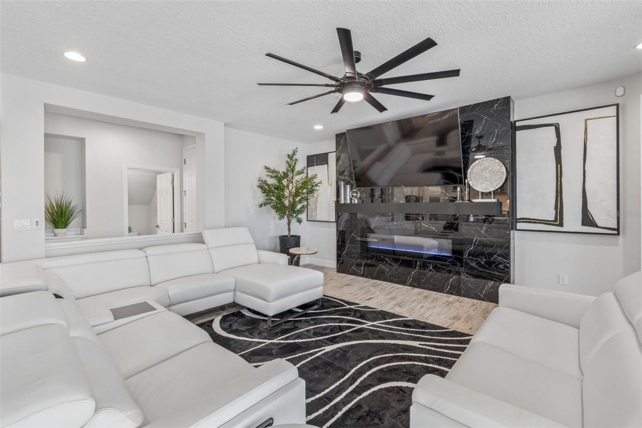 13154 Twin Bridges Drive, Riverview, FL 33579 Photo
