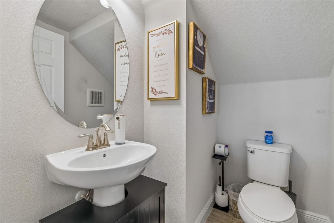 13154 Twin Bridges Drive , Riverview, FL 33579 Photo