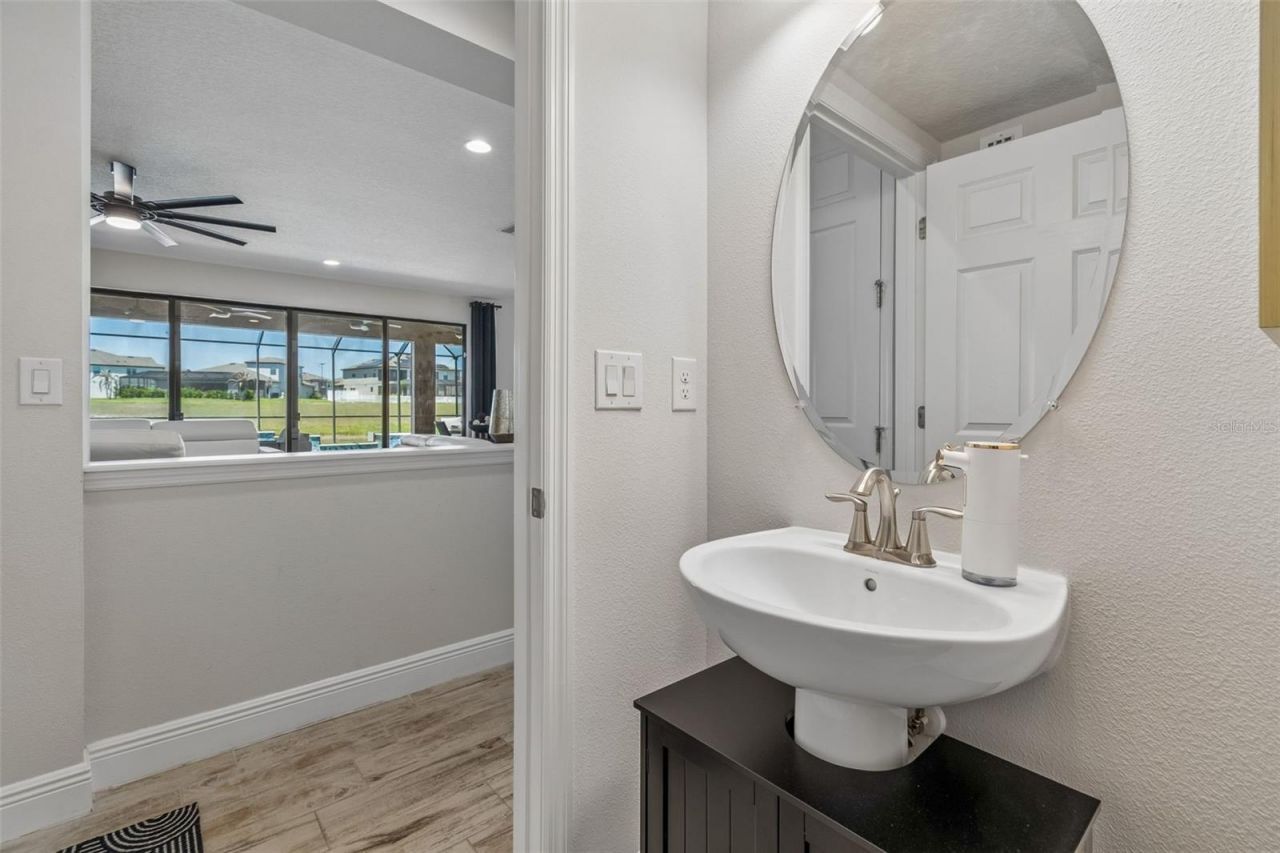 13154 Twin Bridges Drive , Riverview, FL 33579 Photo