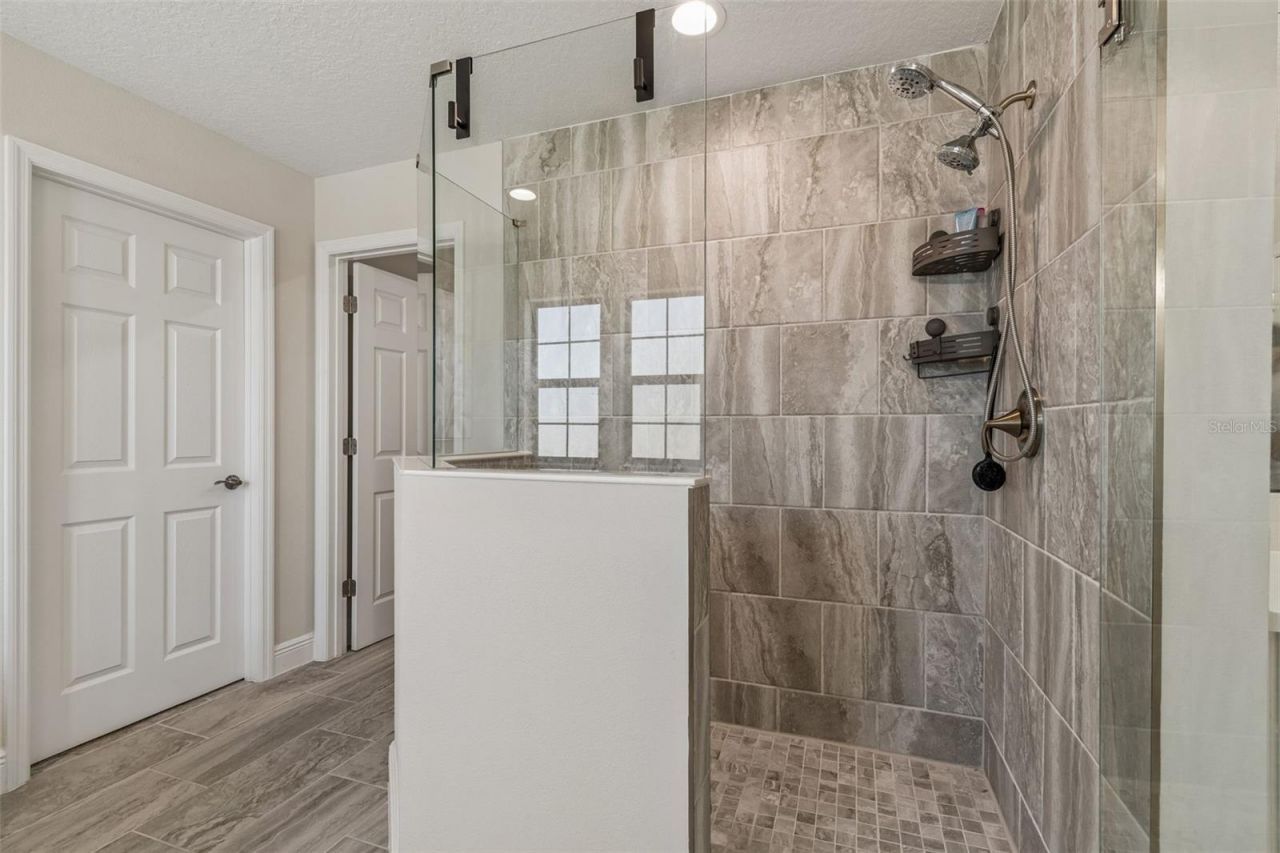 13154 Twin Bridges Drive, Riverview, FL 33579 Photo