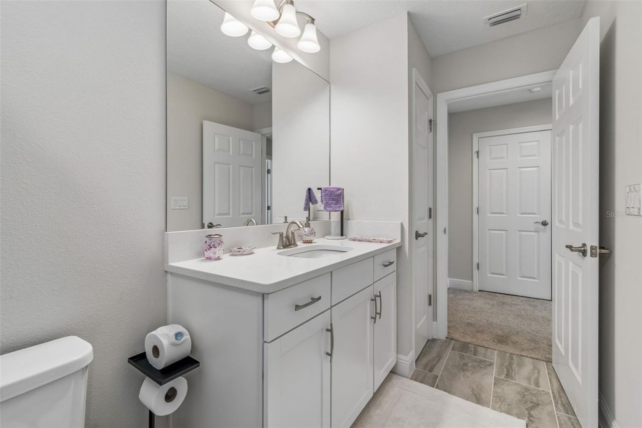 13154 Twin Bridges Drive, Riverview, FL 33579 Photo