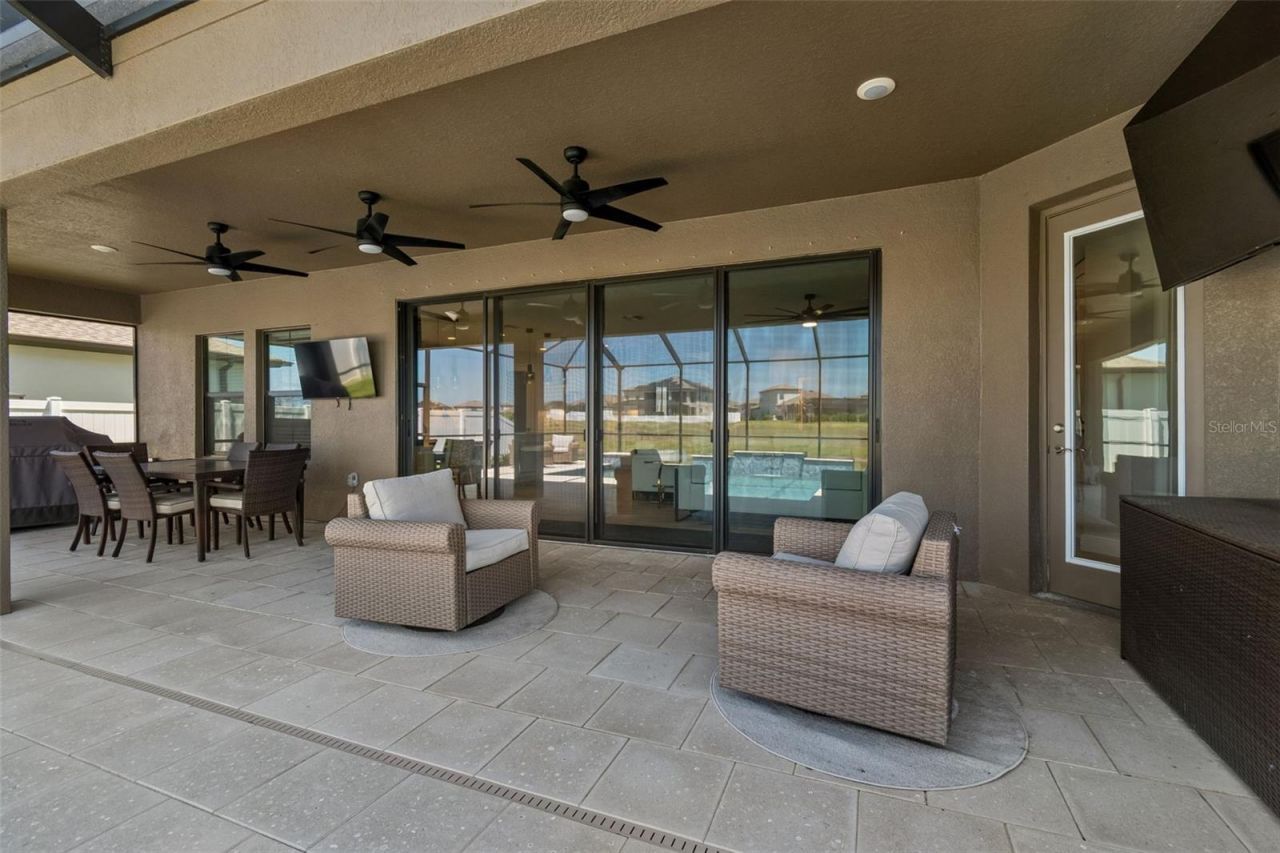 13154 Twin Bridges Drive , Riverview, FL 33579 Photo