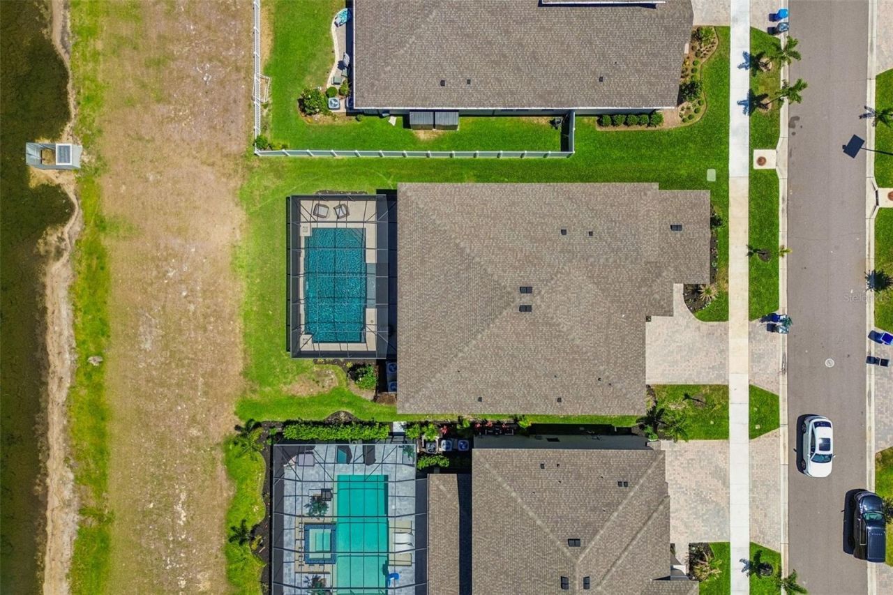 13154 Twin Bridges Drive , Riverview, FL 33579 Photo