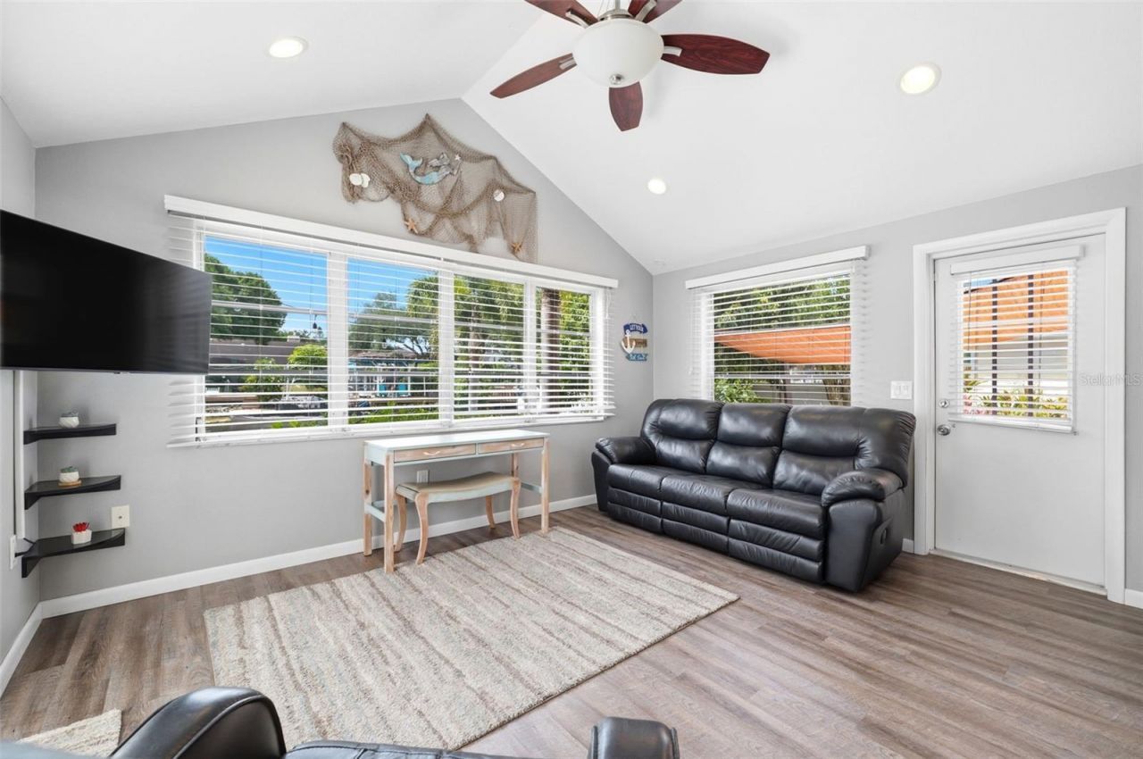 51 Cypress Drive , Palm Harbor, FL 34684 Photo