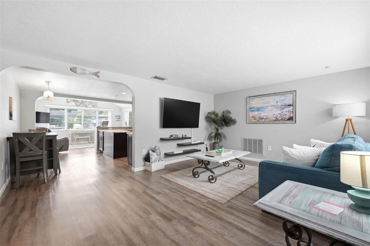 51 Cypress Drive , Palm Harbor, FL 34684 Photo