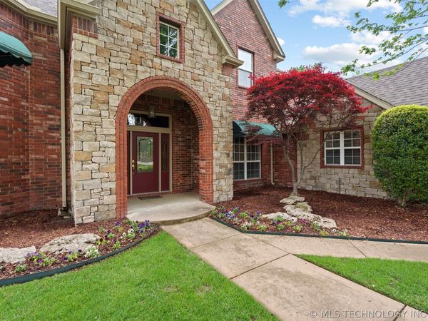 213 Ashton Drive, Broken Arrow, OK 74014