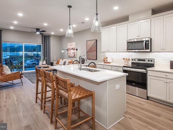 421 WASHINGTON STREET, Unit 204 CANNON, CONSHOHOCKEN, PA 19428