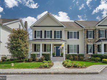 3708 LISETER GARDENS, NEWTOWN SQUARE, PA 19073