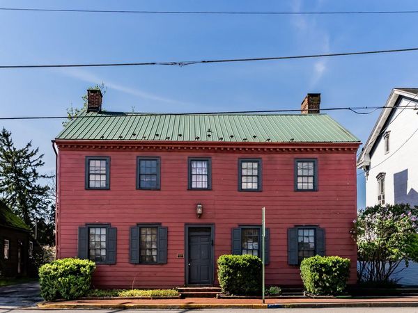 414 W KING STREET, EAST BERLIN, PA 17316