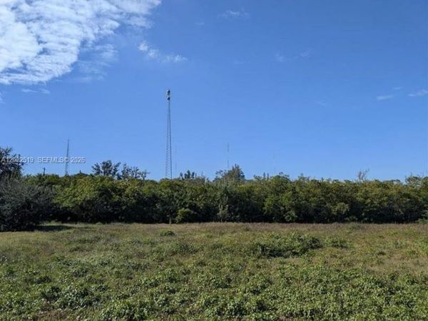 Gandy Boulevard , St Petersburg, FL 33702