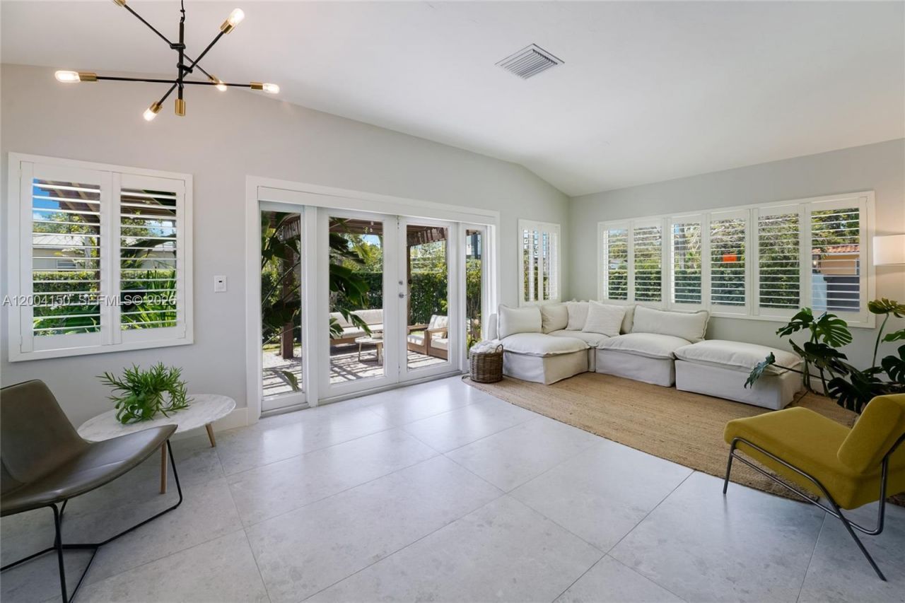 2225 SW 19th Ave, Miami, FL 33145 Photo