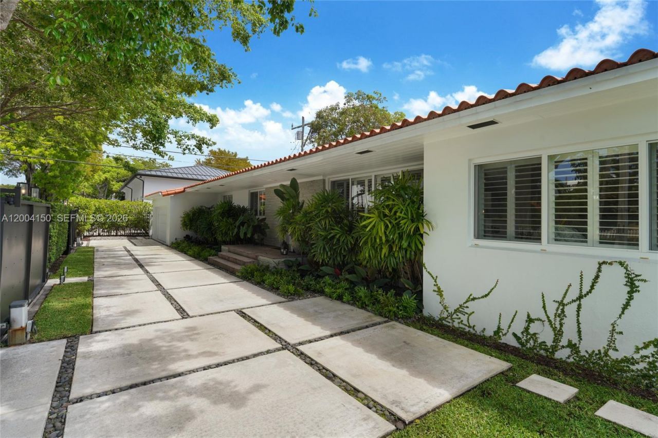 2225 SW 19th Ave, Miami, FL 33145 Photo