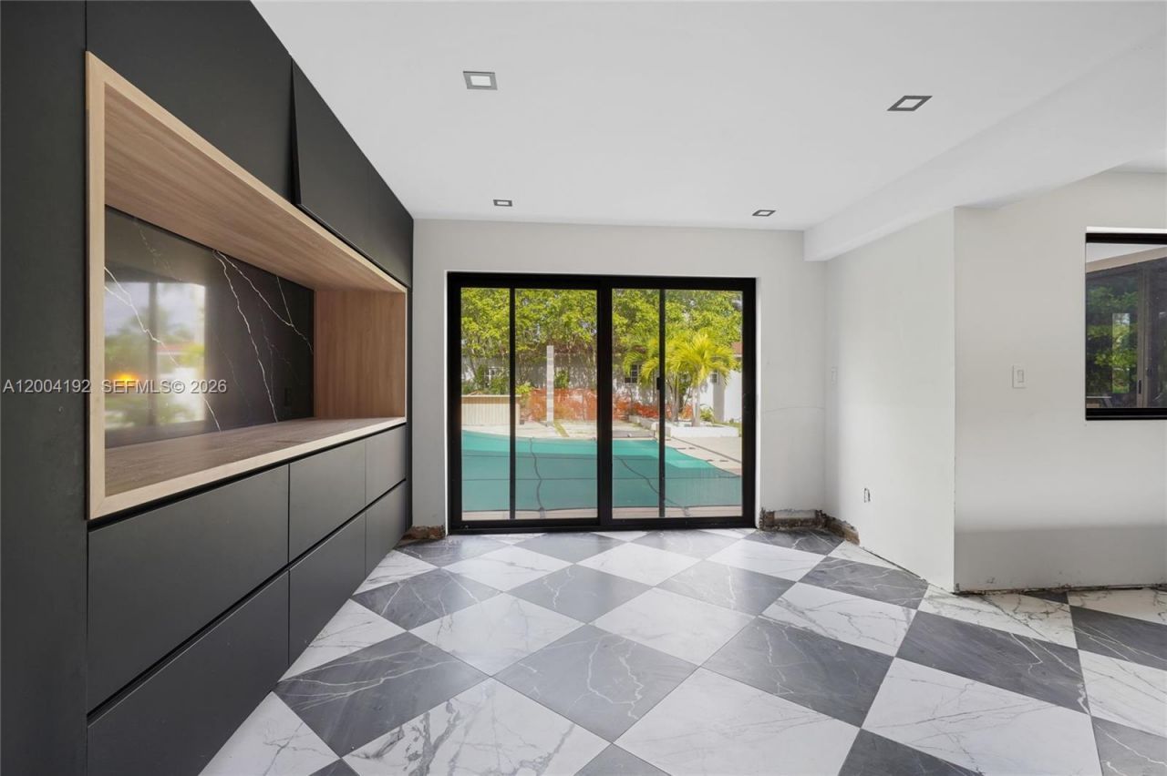 1329 Polk St, Hollywood, FL 33019 Photo