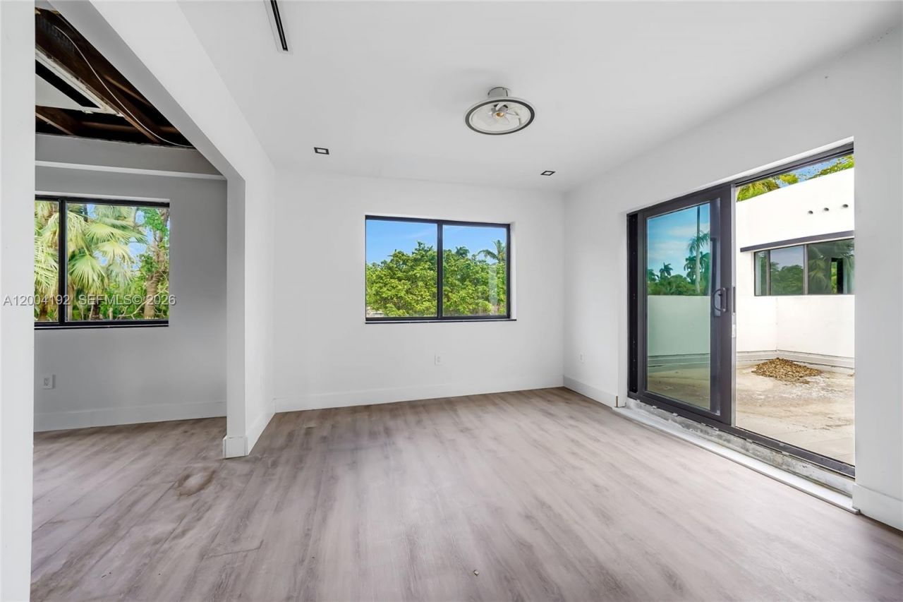 1329 Polk St, Hollywood, FL 33019 Photo
