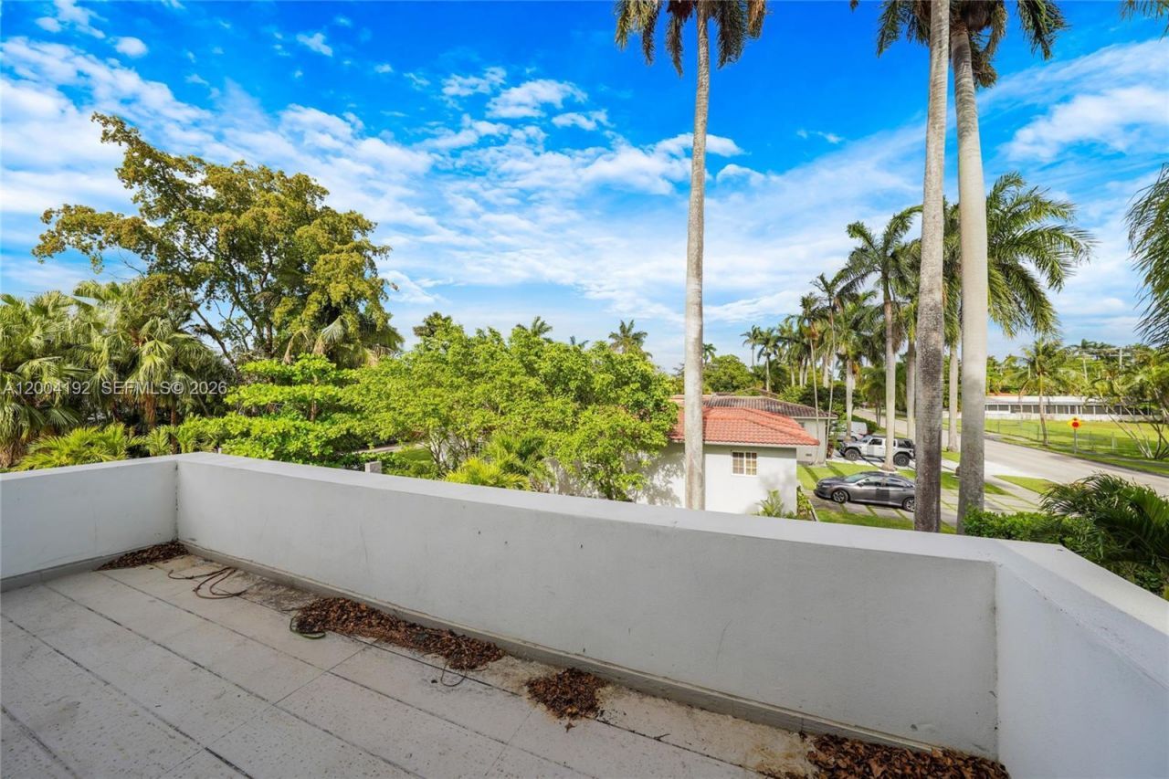 1329 Polk St, Hollywood, FL 33019 Photo