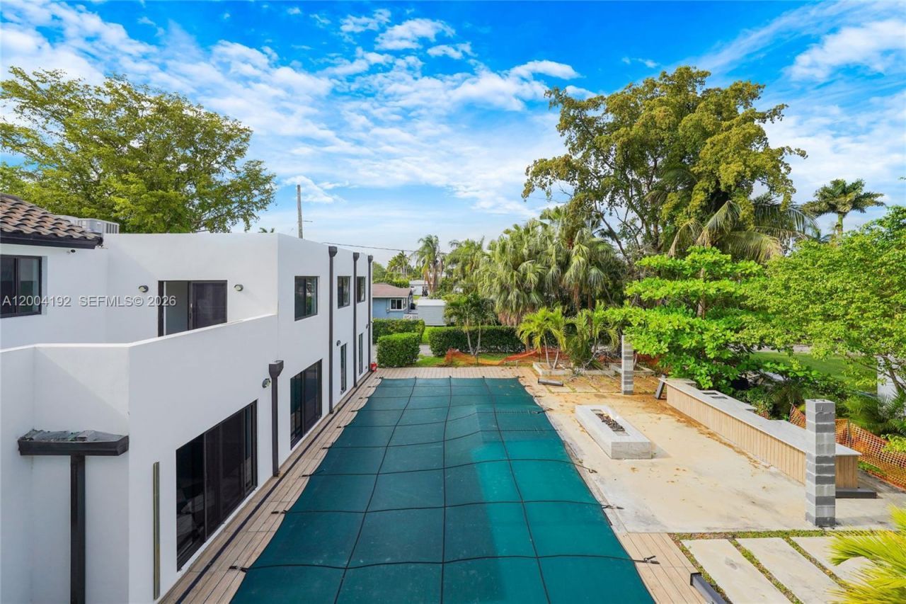 1329 Polk St, Hollywood, FL 33019 Photo