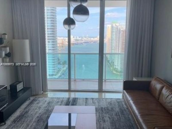 31 SE 5th St , Unit 3512, Miami, FL 33131