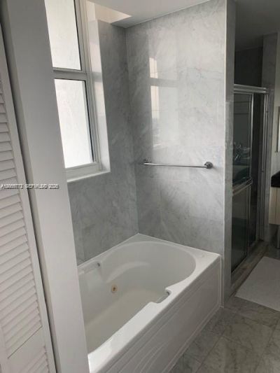 31 SE 5th St, Unit 3512, Miami, FL 33131 Photo