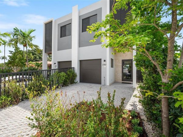 2787 SW 34th Ave , Miami, FL 33133