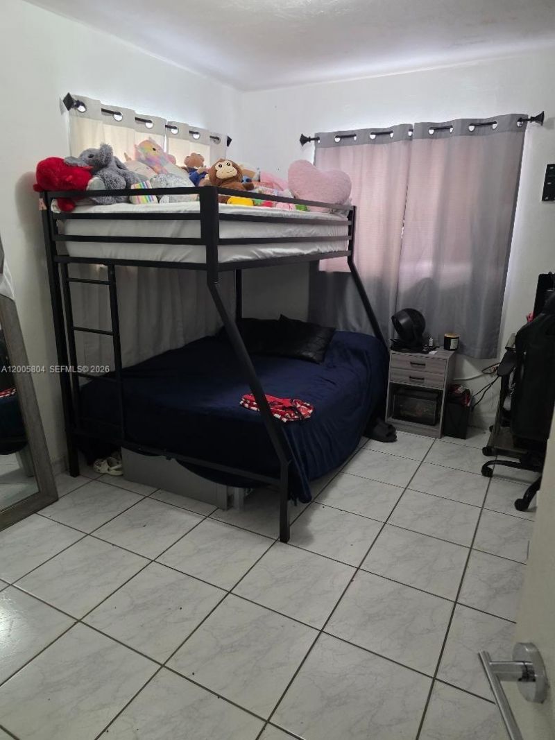 320 W 20th St , Unit 5, Hialeah, FL 33010 Photo