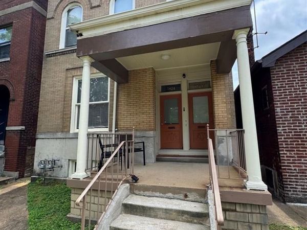 3824 Folsom Avenue , St Louis, MO 63110