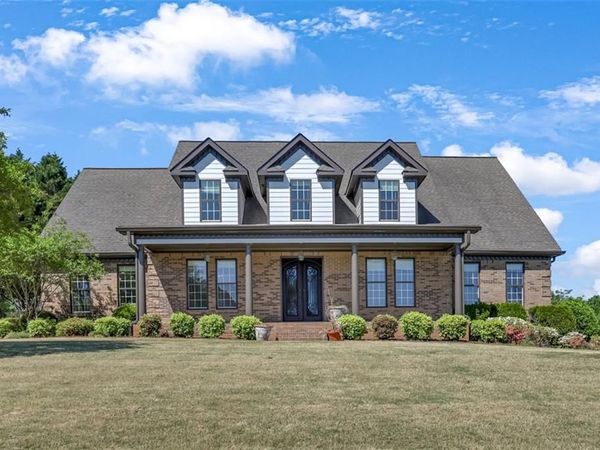 1232 Reece Drive , Hoschton, GA 30548