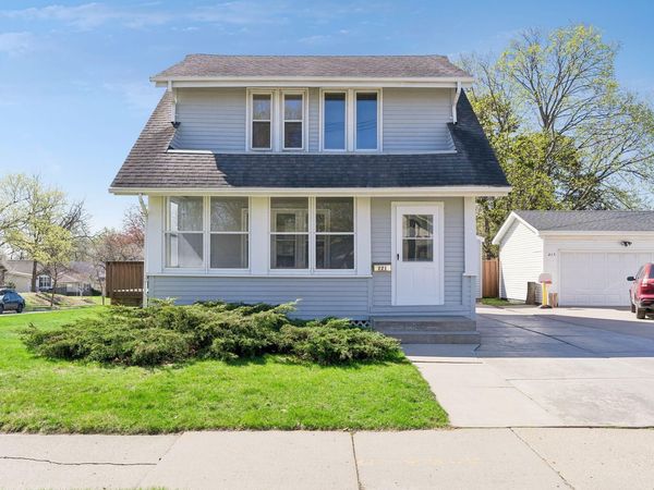 221 E 48th Street, Minneapolis, MN 55419