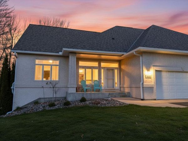 2335 Abbey Point , Shakopee, MN 55379