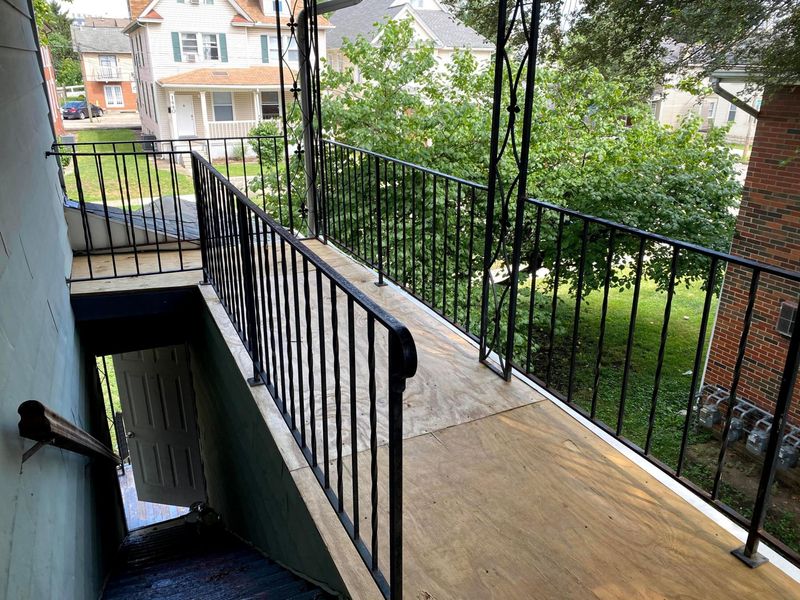 1441-1443 Hunter Avenue, Columbus, OH 43201 Photo 4