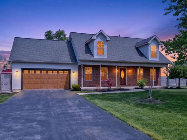 232 S E Street , New Holland, OH 43145