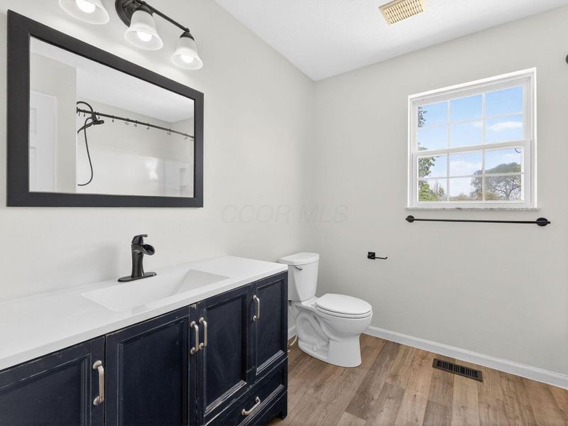 232 S E Street , New Holland, OH 43145 Photo 15