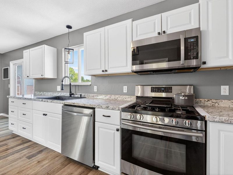 232 S E Street , New Holland, OH 43145 Photo 7