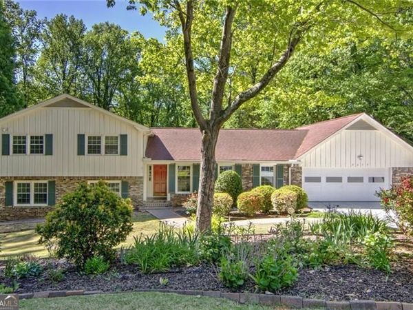 2659 Amberly Drive, Dunwoody, GA 30360