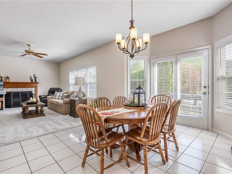 40 Berryhill Court, Springboro, OH 45066 Photo 6