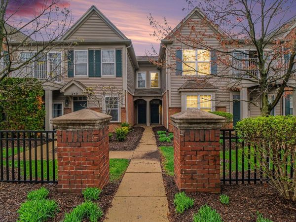 242 N Wixom Road, Wixom, MI 48393