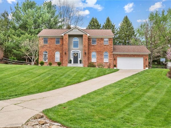 3841 Kim Ln , Gibsonia, PA 15044